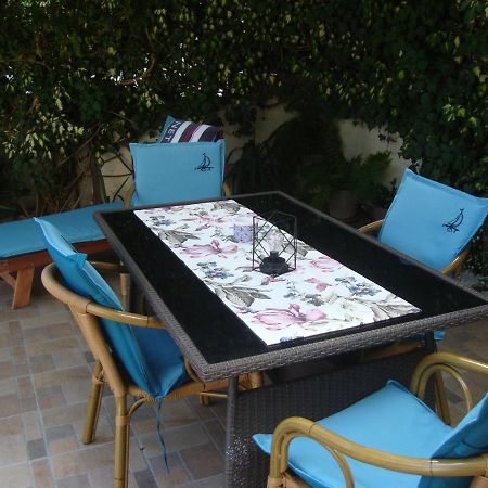 Studio Apartment Lile ตริสเตนิก ภายนอก รูปภาพ